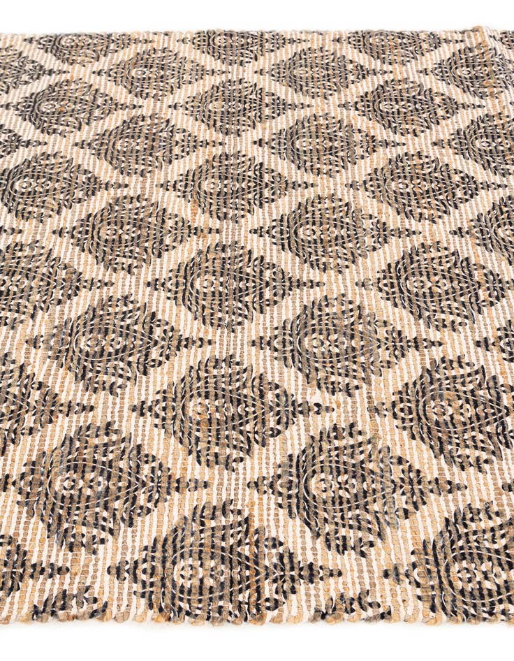 Detail image of 4' 1 x 6' Chenille Jute Rug