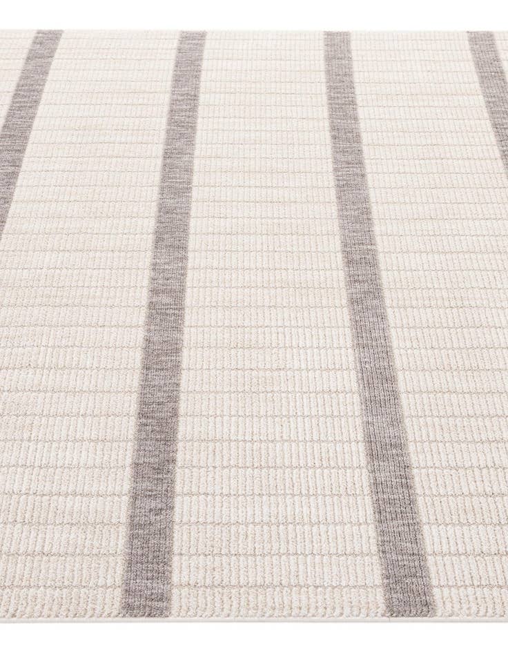 Detail image of 5' 3 x 7' 10 Cherokee Rug