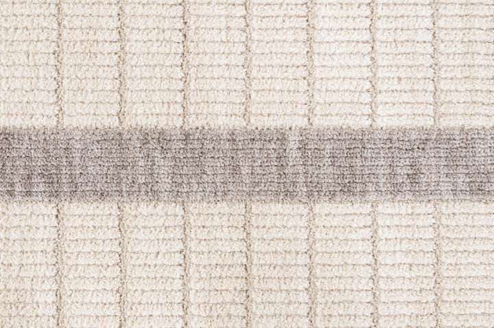 5' 3 x 7' 10 Cherokee Rug