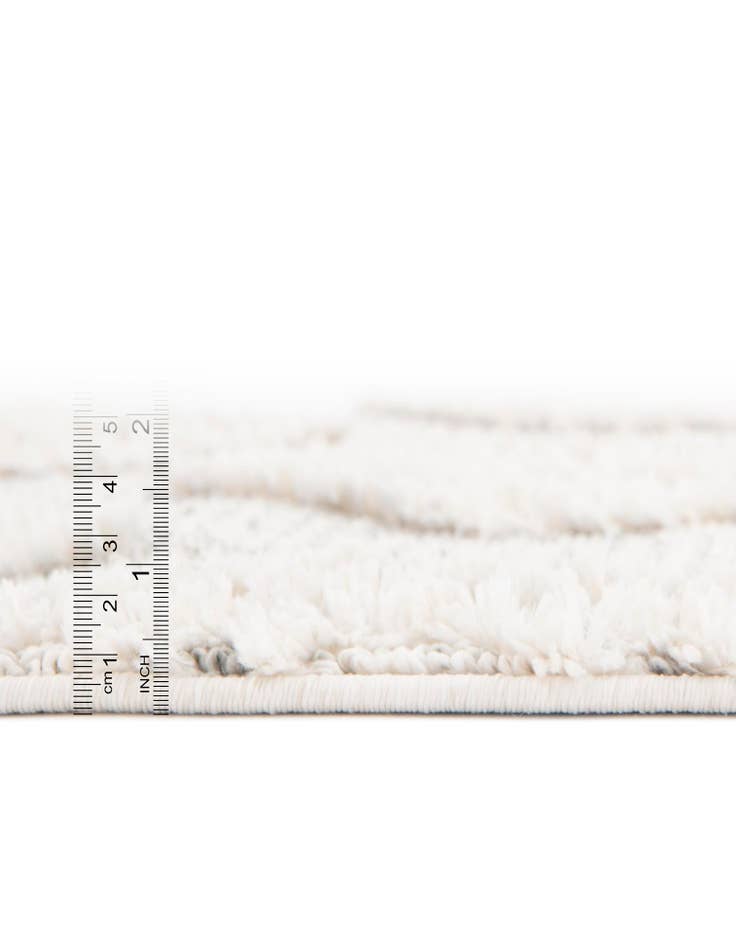 Detail image of 7' 10 x 10' Cherokee Rug