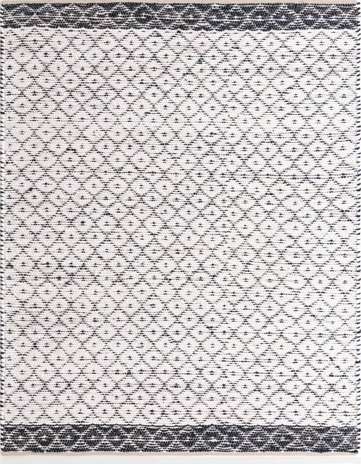 Detail image of 6' 1 x 9' Hand Woven Chindi Trellis Rug