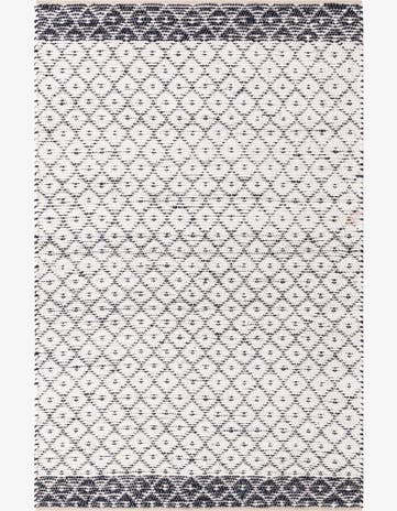 Ivory Hand Woven Chindi Trellis Rug