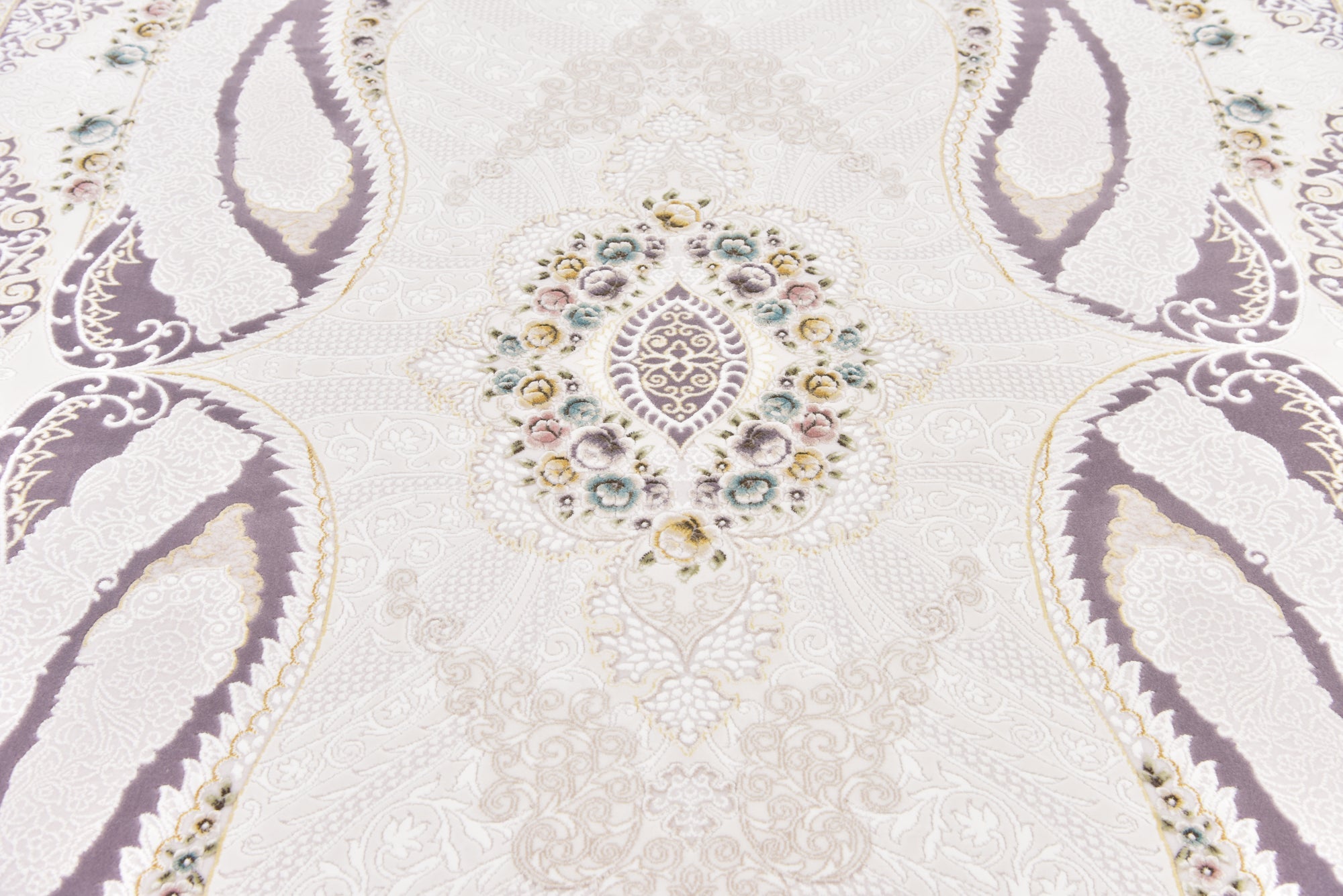 6' 6 x 9' 10 Classic Aubusson Rug