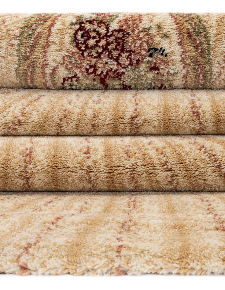 Detail image of 2' 8 x 29' 5 Classic Aubusson Rug