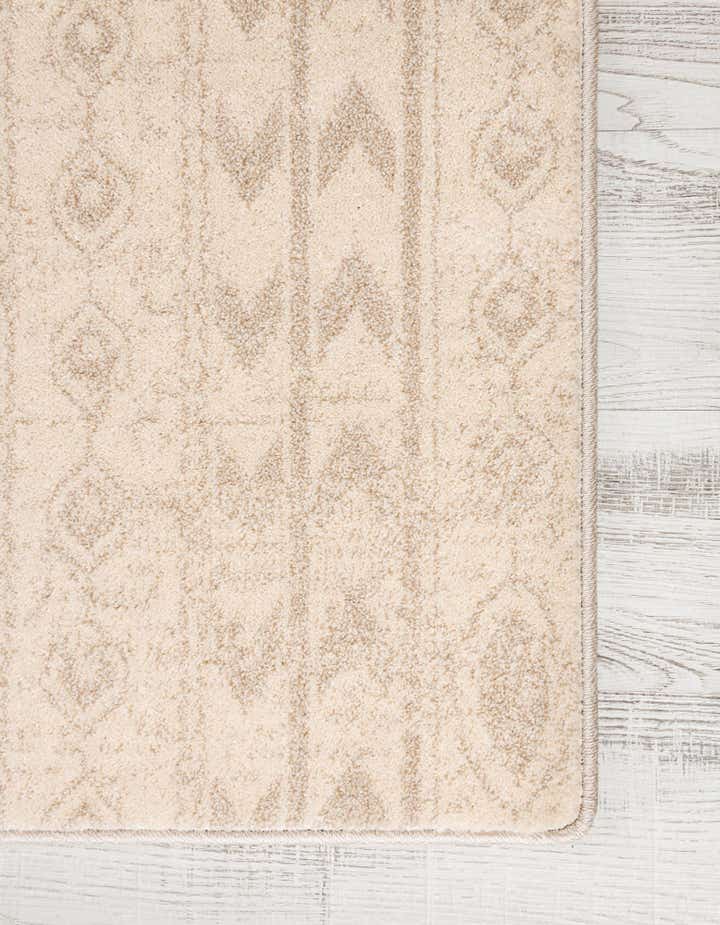4' x 6' Contour Rug