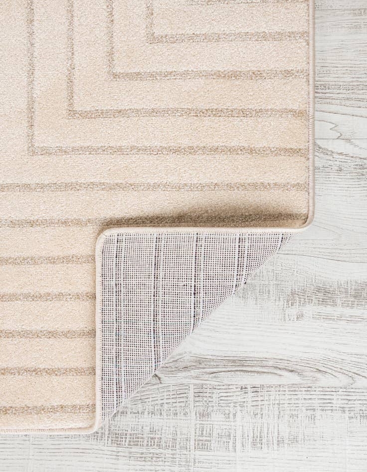 Detail image of 10' x 14' Contour Rug