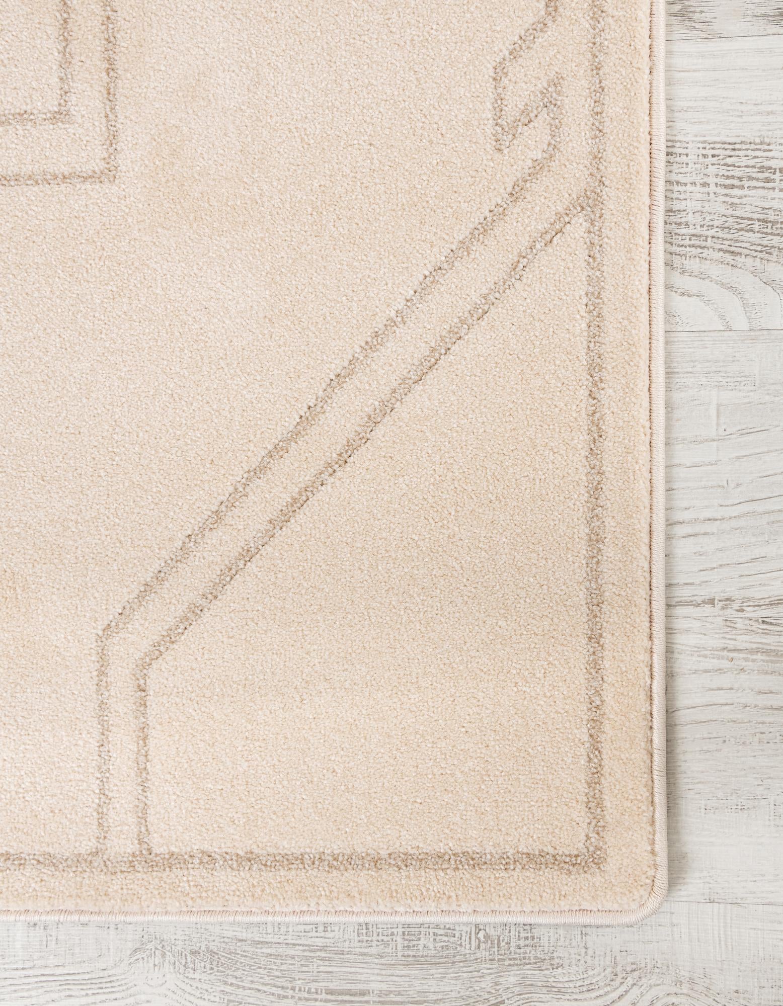 5' x 8' Contour Rug