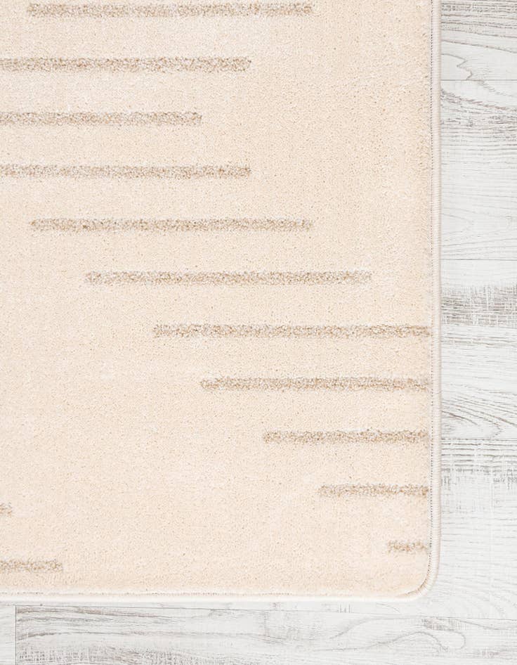 Detail image of 8' x 10' Contour Rug