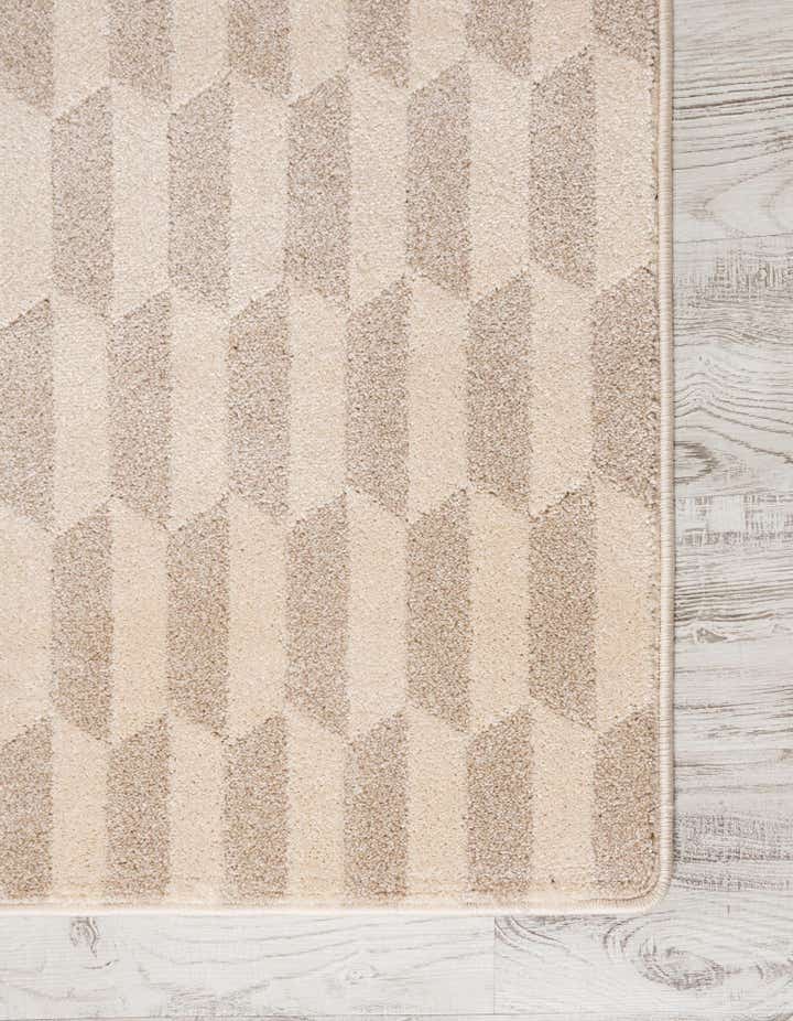5' x 8' Contour Rug