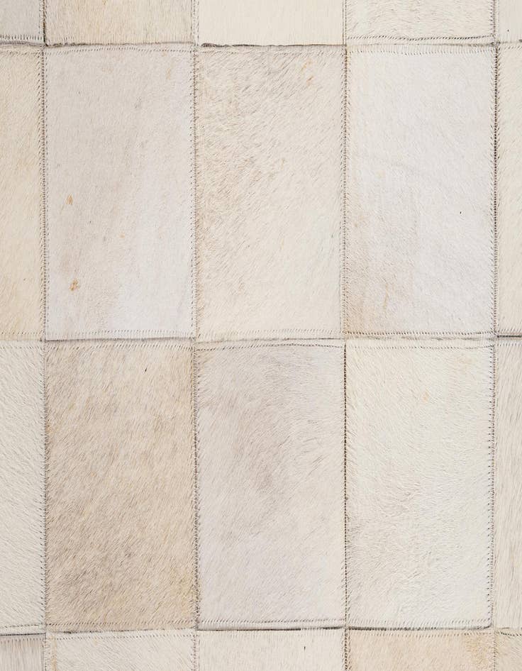 Detail image of 5' 1 x 7' 11 Cowhide - Patchwork Rug