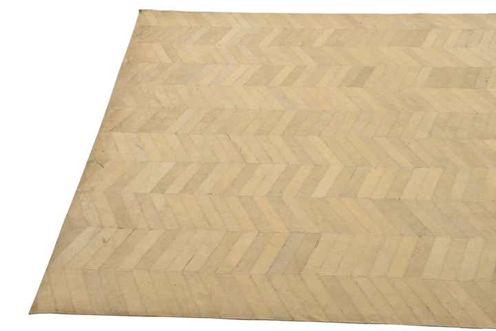 5' 3 x 7' 7 Cowhide Leather Rug