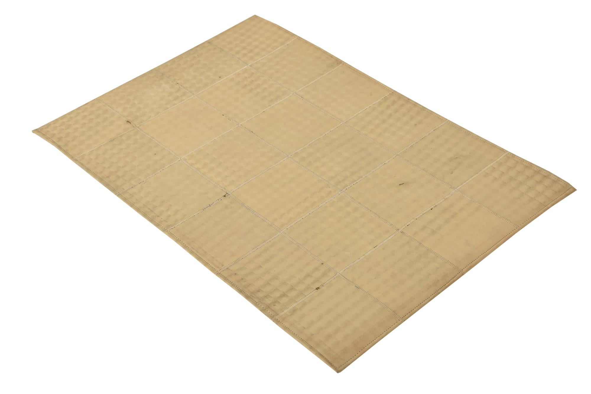 2' 1 x 3' 1 Cowhide Leather Rug