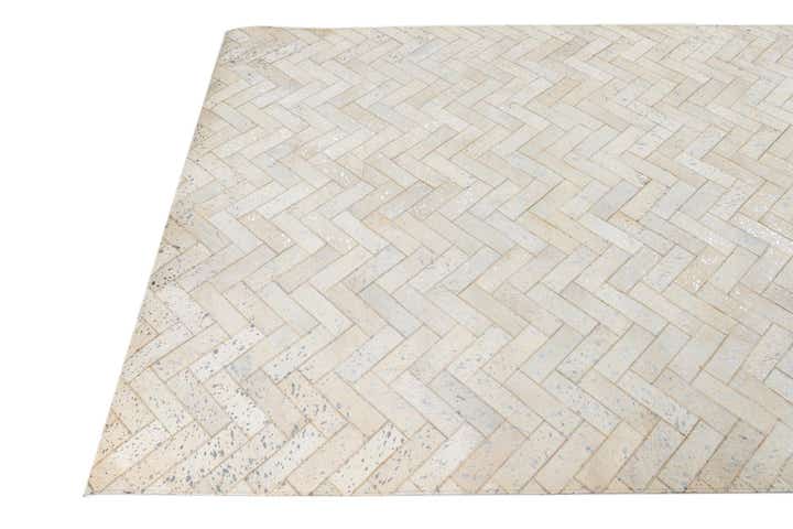 5' x 8' Cowhide Leather Rug