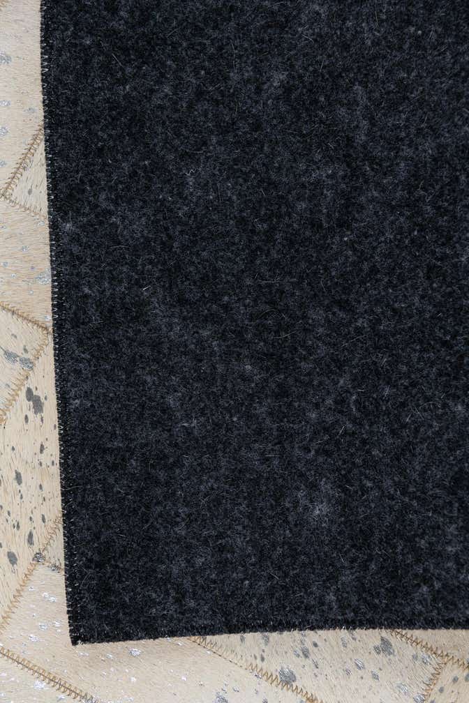 5' x 8' Cowhide Leather Rug