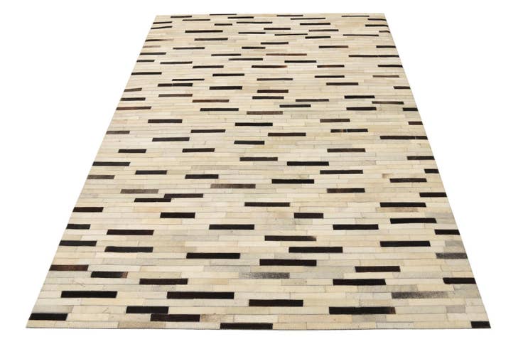 Detail image of 4' 10 x 6' 10 Cowhide Rug