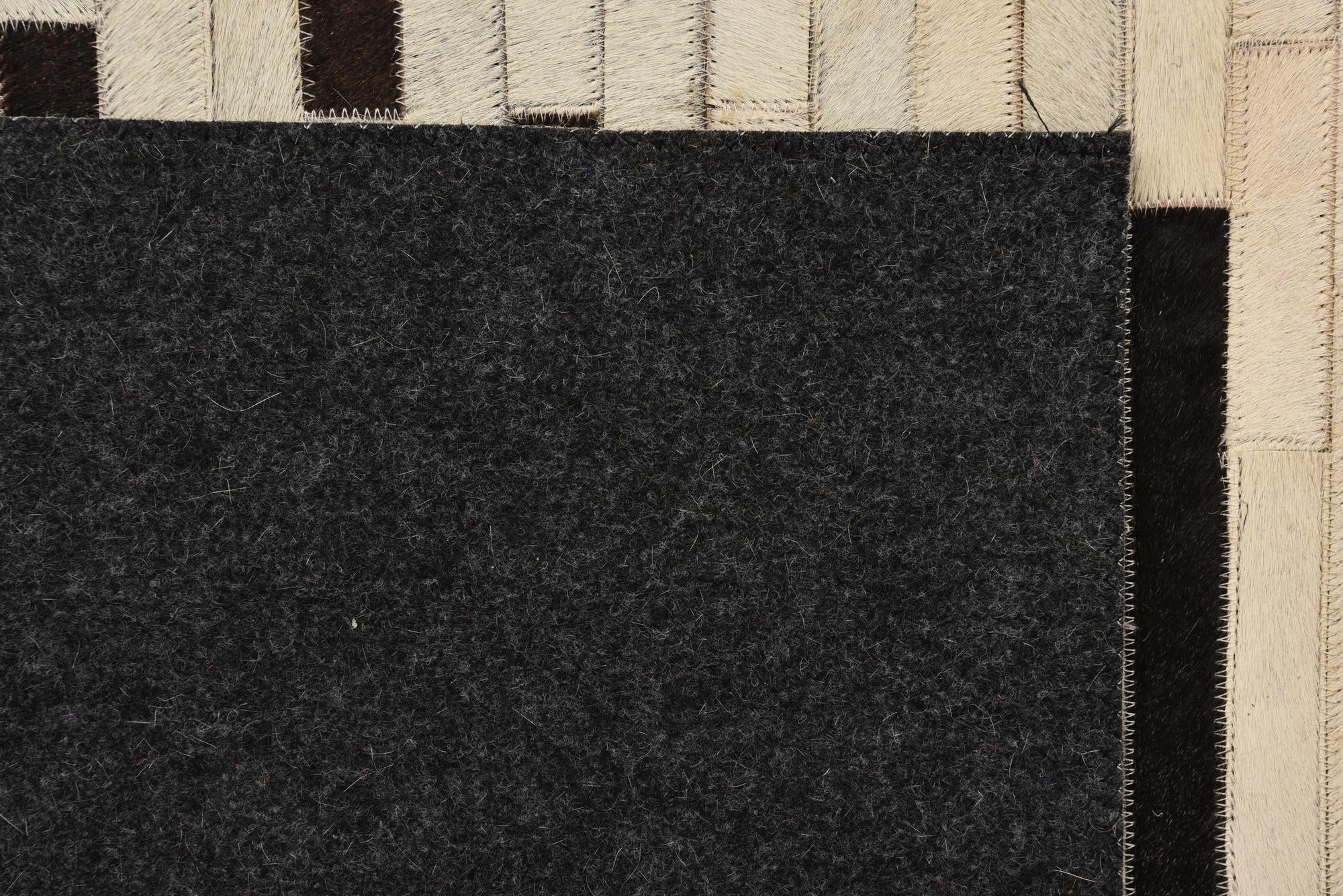4' 10 x 6' 10 Cowhide Rug