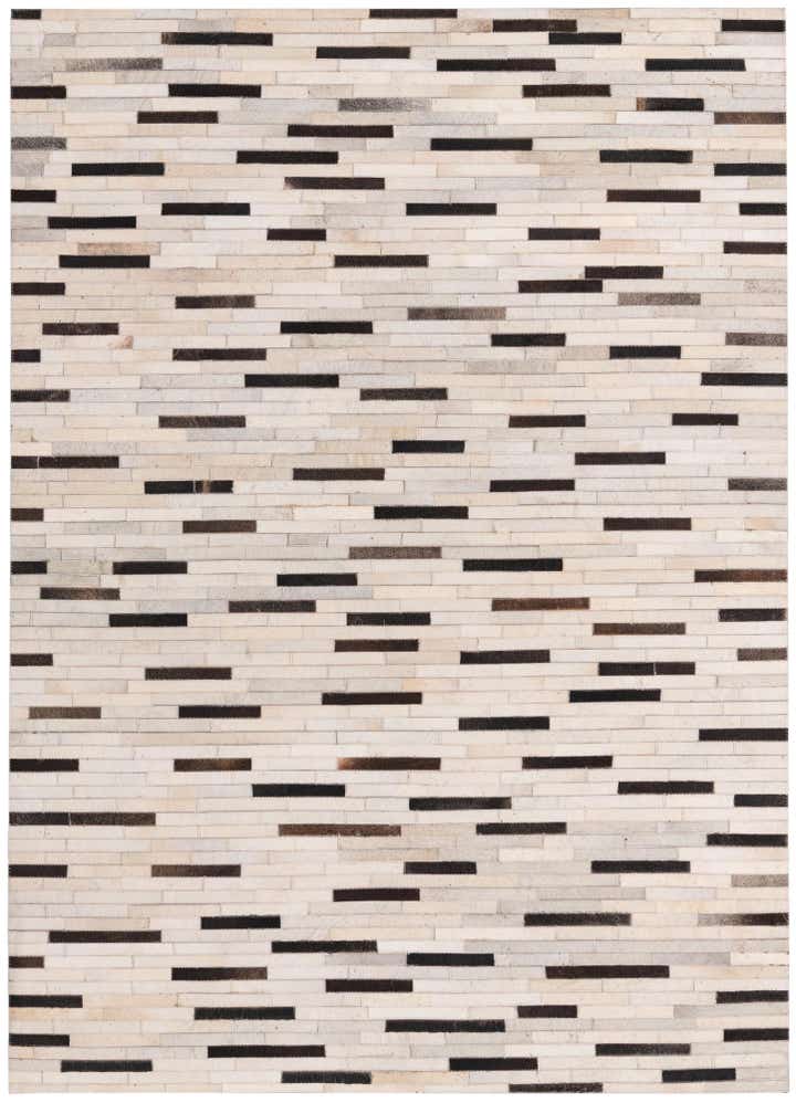 4' 10 x 6' 10 Cowhide Rug