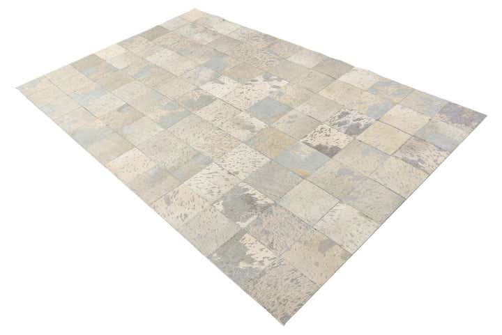 5' x 8' Cowhide Rug