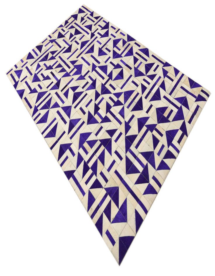 Detail image of 5' x 7' 10 Cowhide Rug