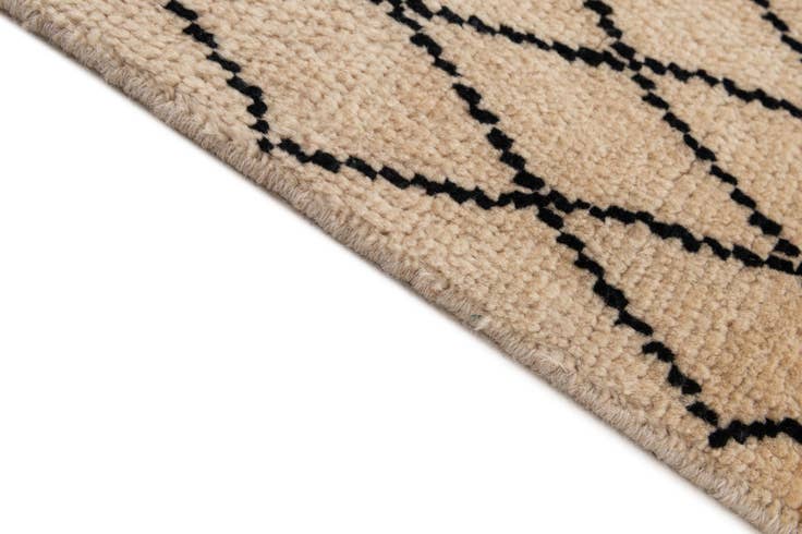 Detail image of 5' 2 x 7' 5 Hand Knotted Darya Wool Rug