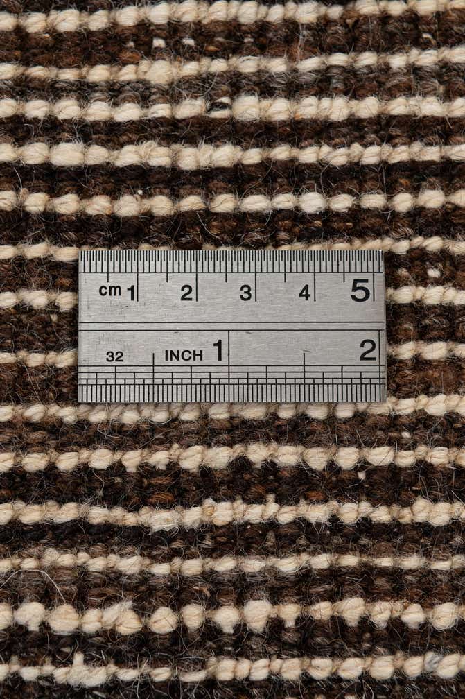 6' 9 x 9' 9 Hand Knotted Darya Wool Rug