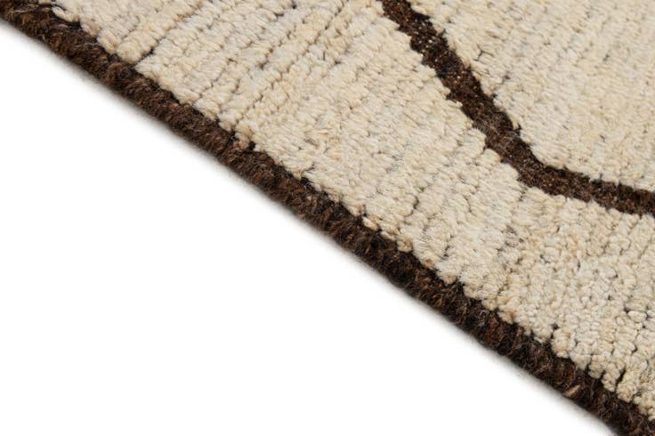 Detail image of 6' 9 x 9' 9 Hand Knotted Darya Wool Rug