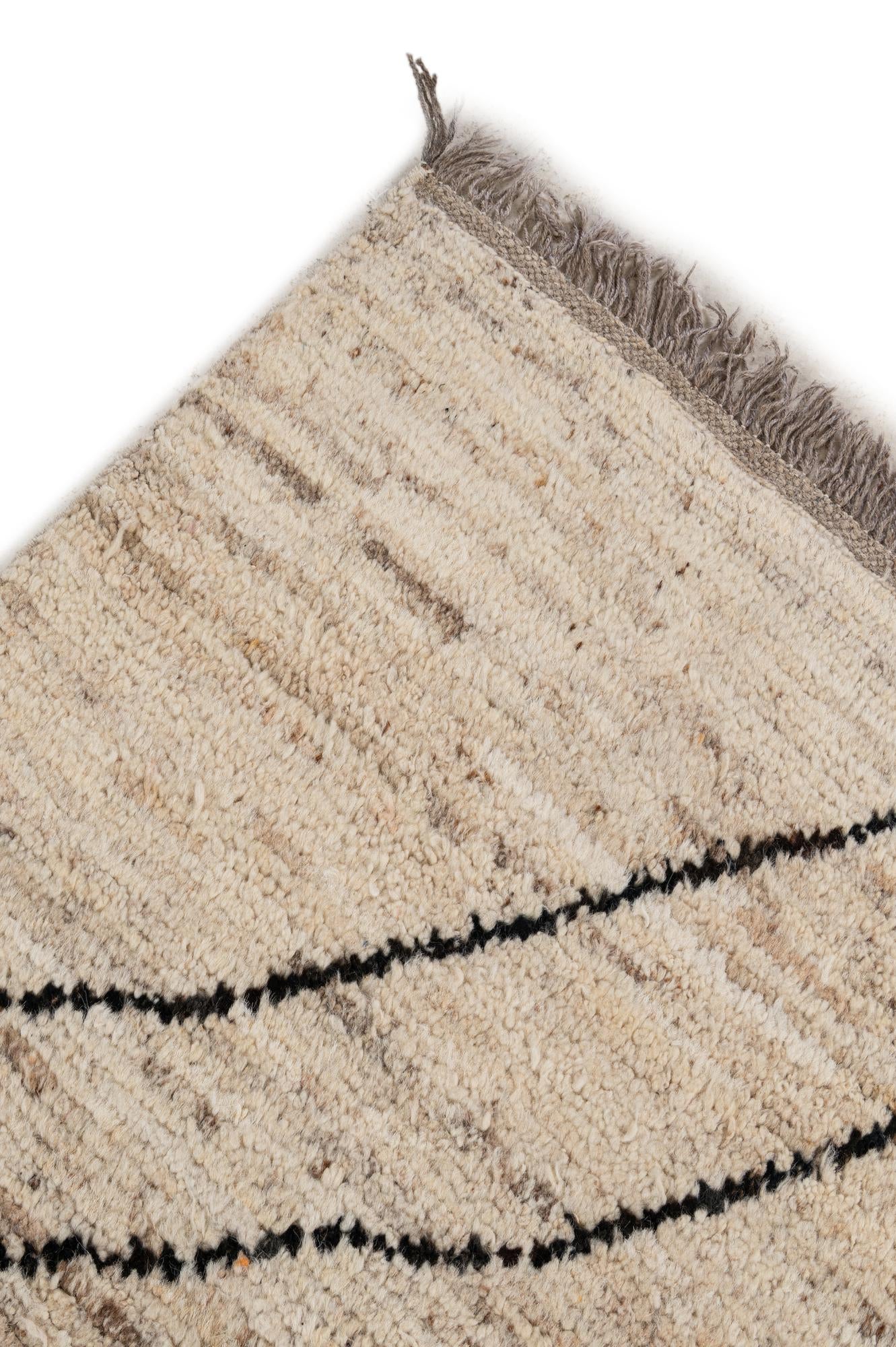 6' 8 x 9' 9 Hand Knotted Darya Wool Rug