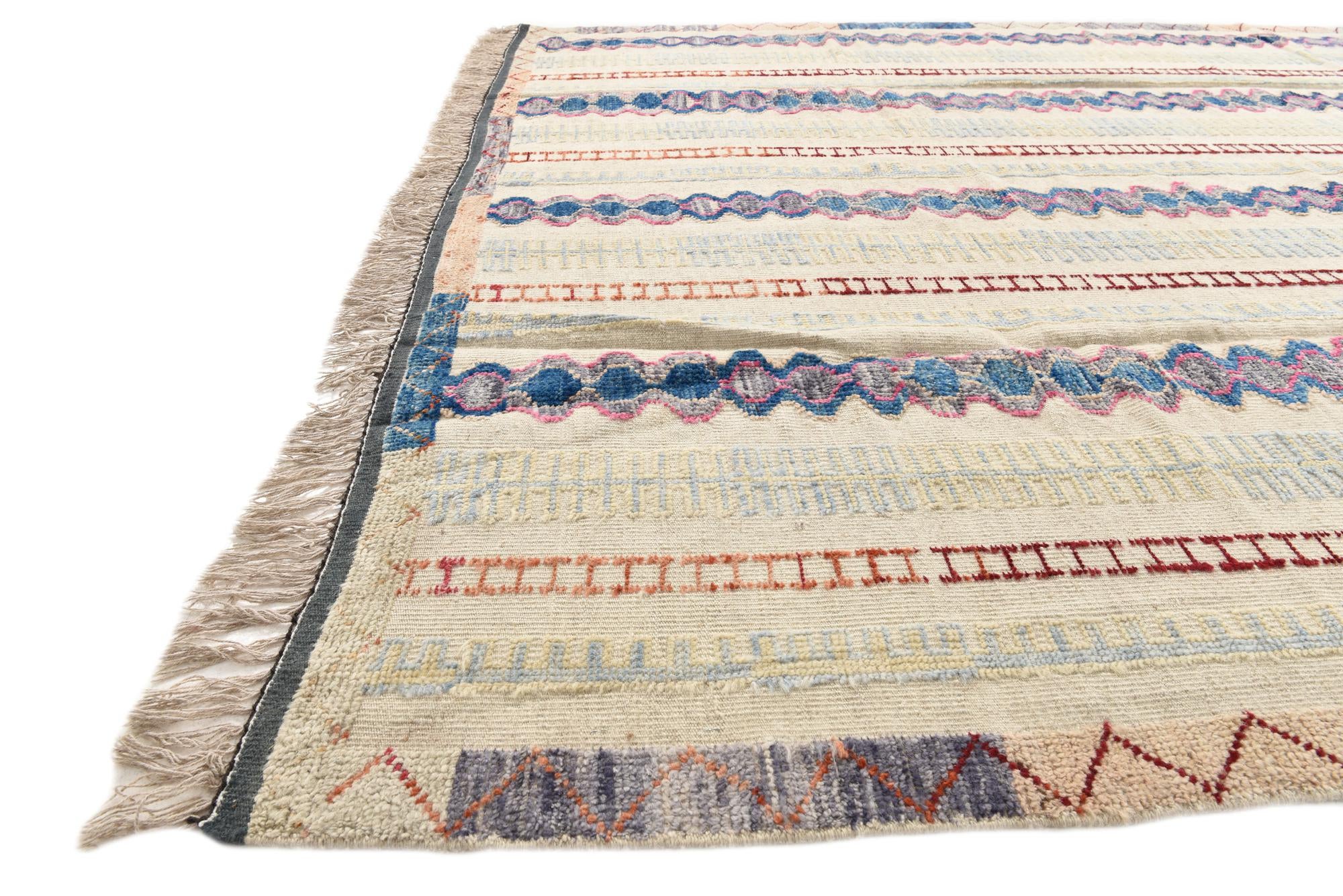 8' 2 x 10' 3 Hand Knotted Darya Wool Rug