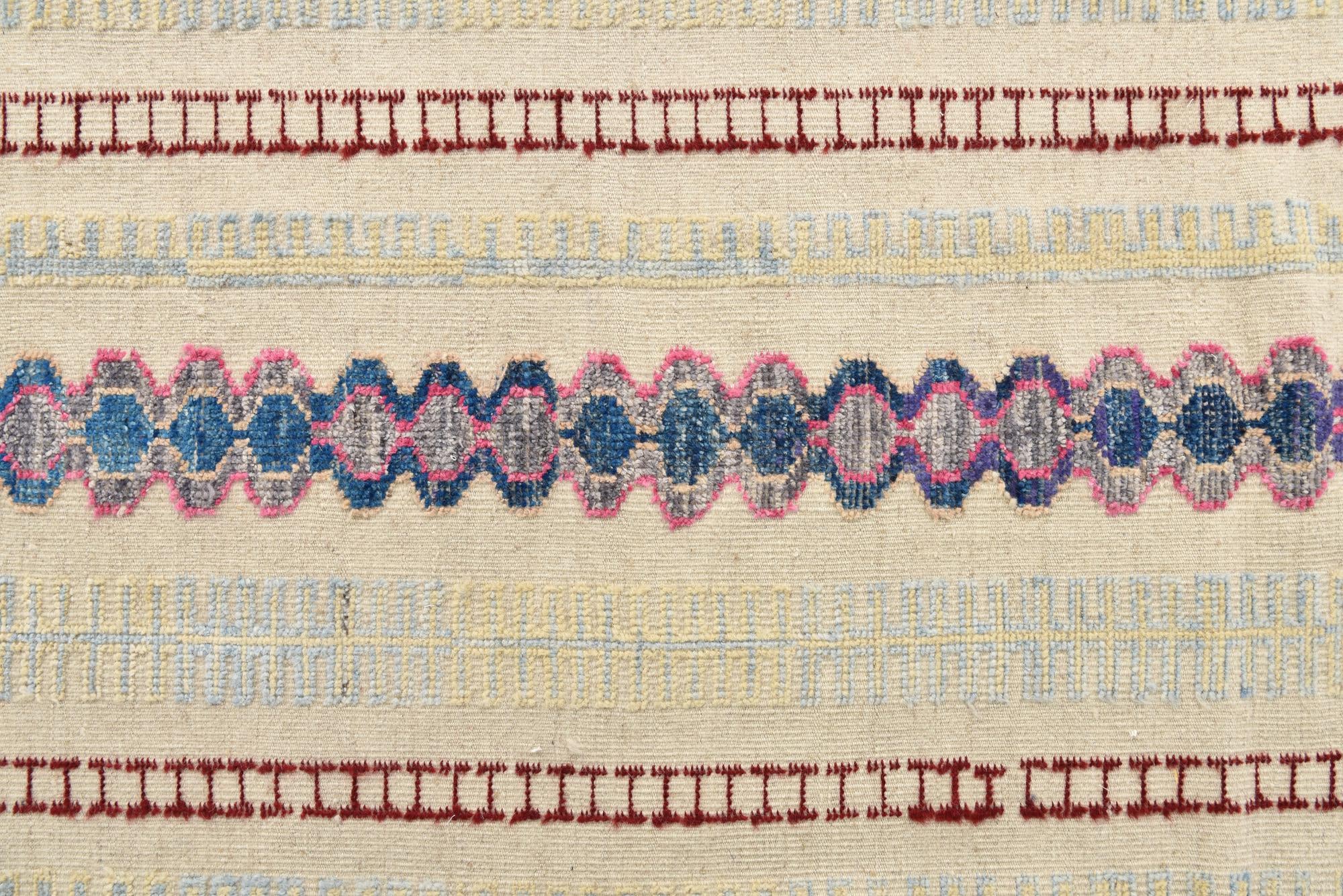8' 2 x 10' 3 Hand Knotted Darya Wool Rug
