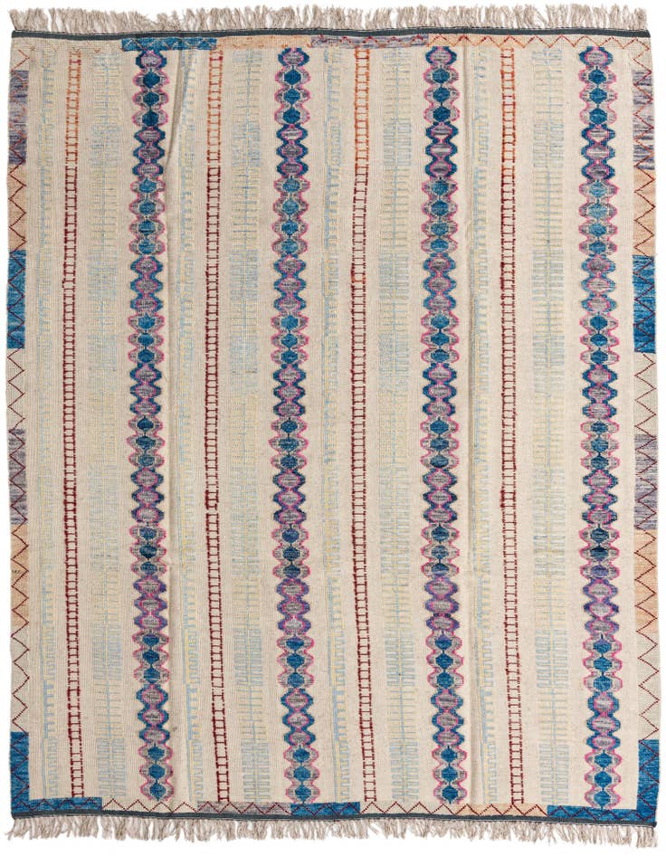 Detail image of 8' 2 x 10' 3 Hand Knotted Darya Wool Rug