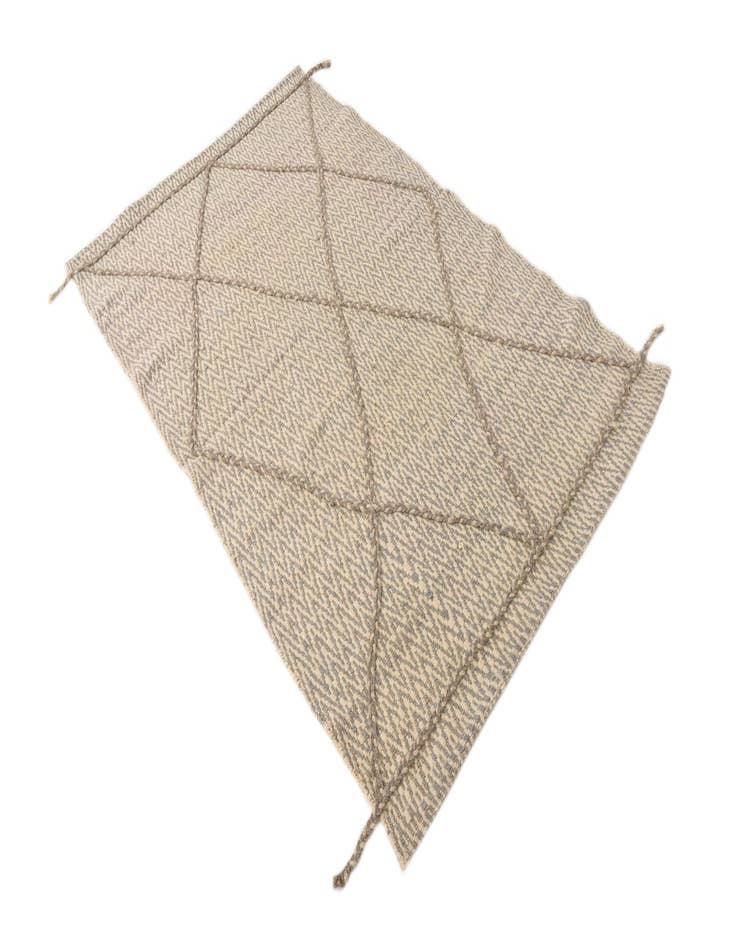 Detail image of 3' 9 x 6' 1  Hand Knotted Darya Wool Rug