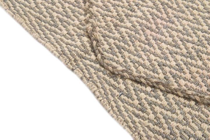 3' 9 x 6' 1 Hand Knotted Darya Wool Rug