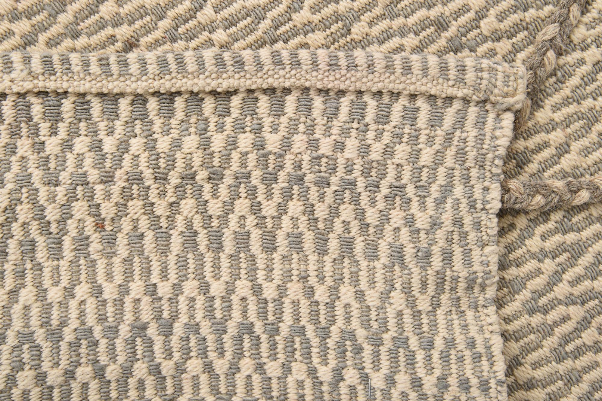 3' 9 x 6' 1 Hand Knotted Darya Wool Rug