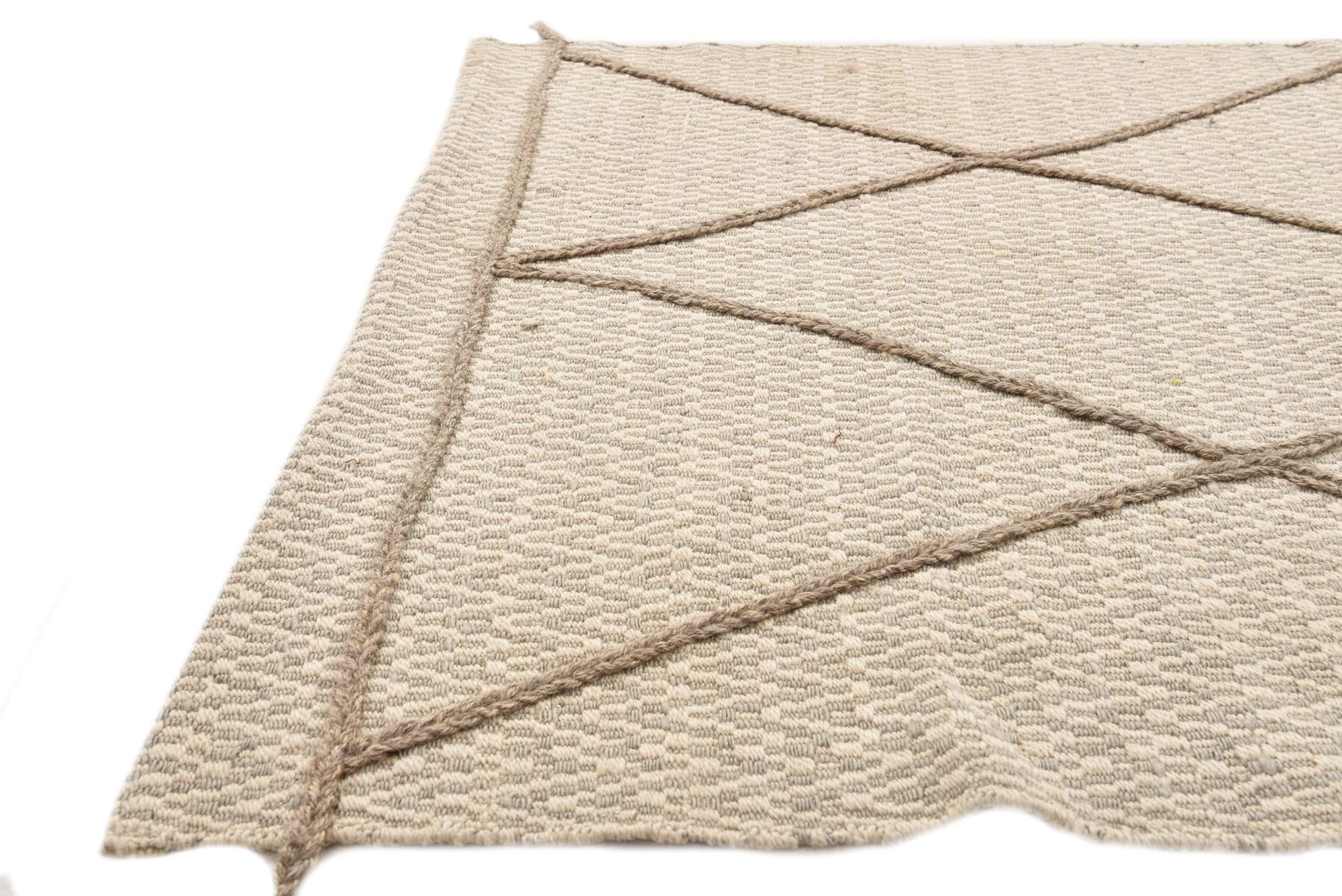 3' 9 x 6' 3 Hand Knotted Darya Wool Rug