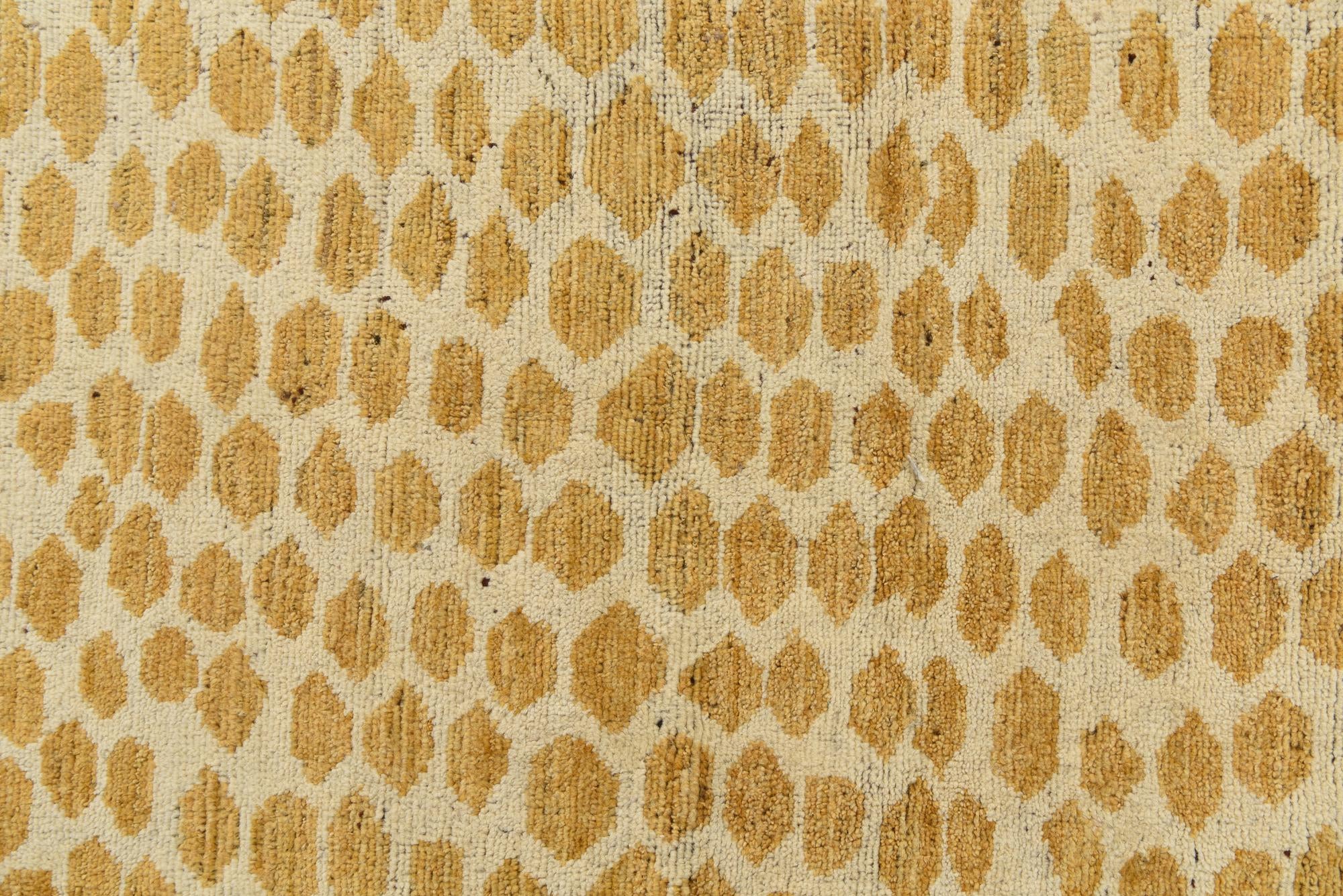 6' 1 x 9' 3 Hand Knotted Darya Wool Rug