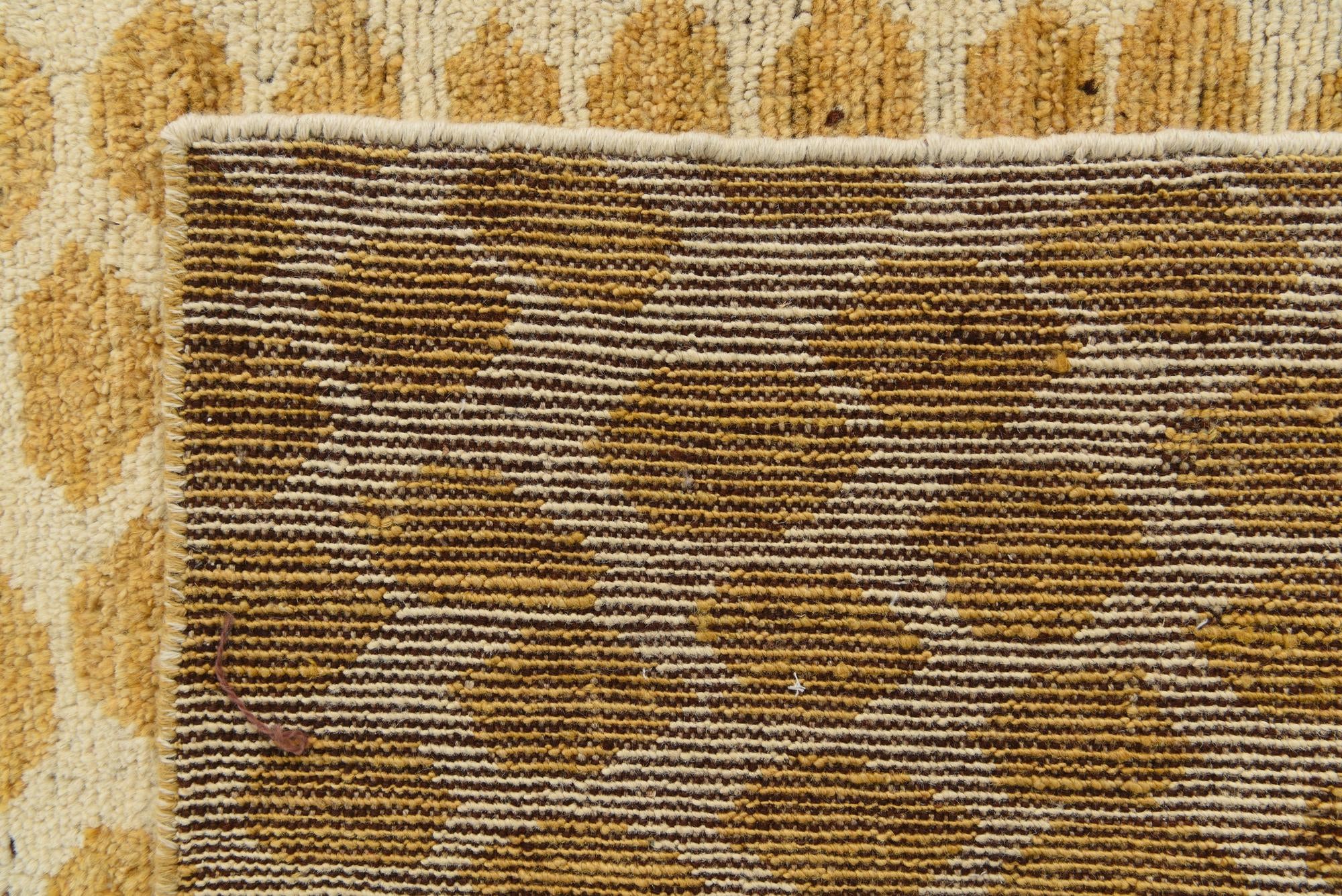 6' 1 x 9' 3 Hand Knotted Darya Wool Rug