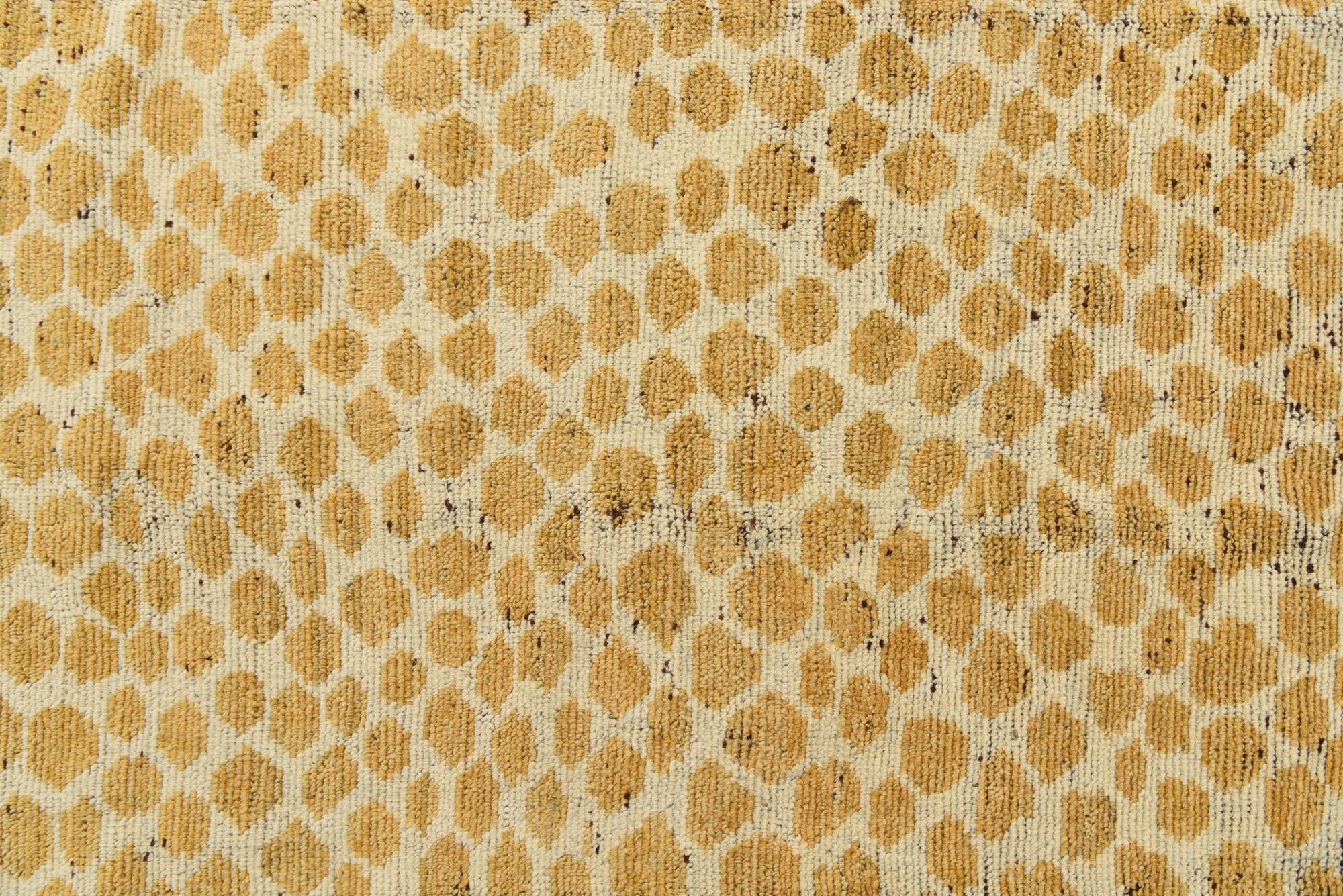 5' 10 x 9' 1 Hand Knotted Darya Wool Rug