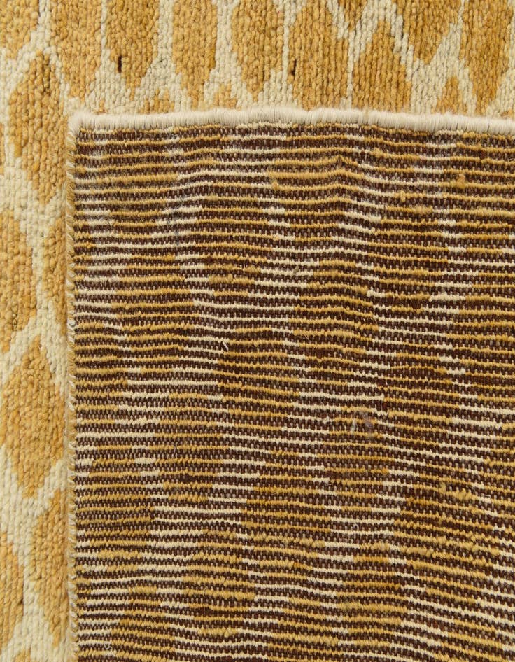 Detail image of 5' 10 x 8' 10  Hand Knotted Darya Wool Rug
