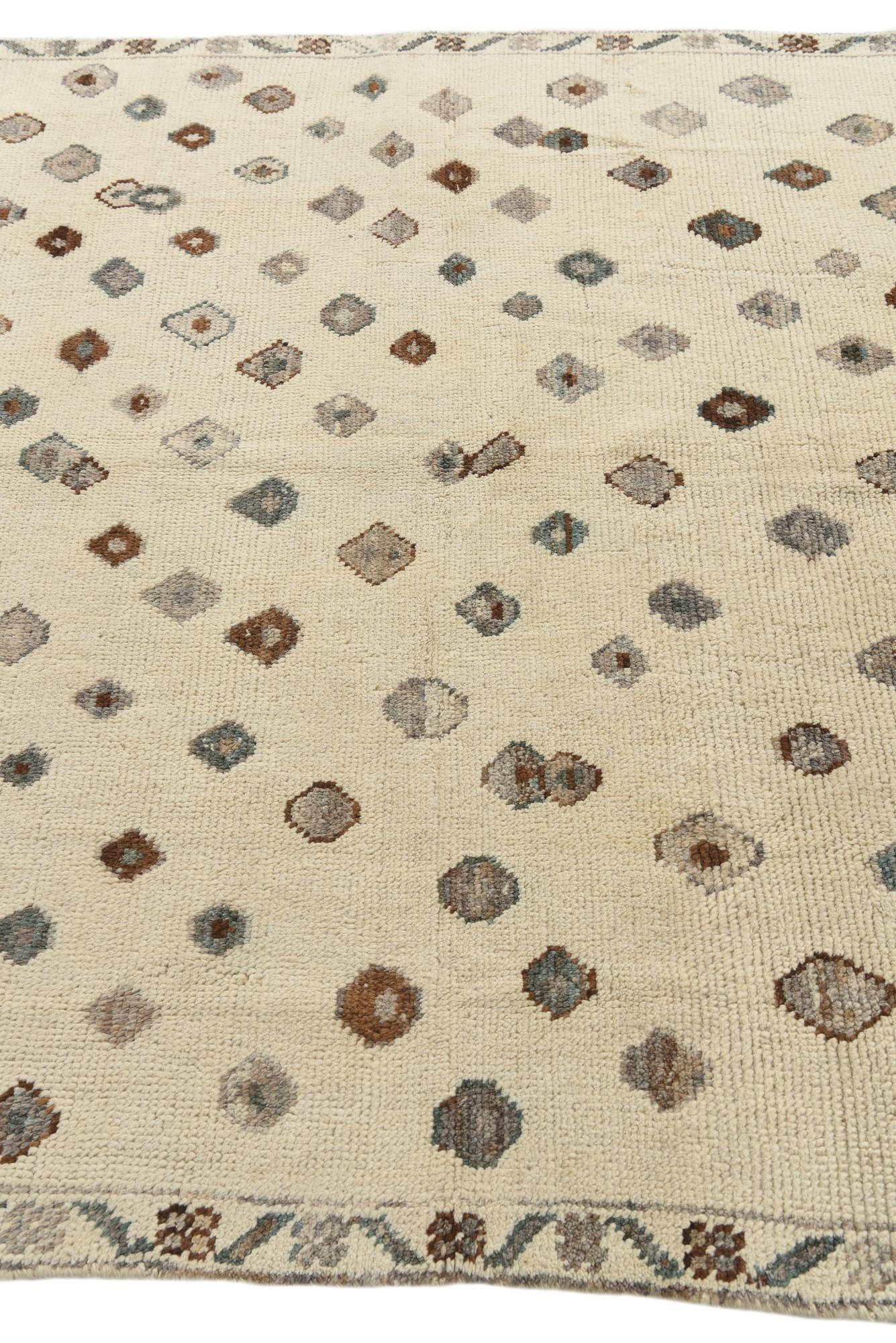 5' 10 x 8' Hand Knotted Darya Wool Rug