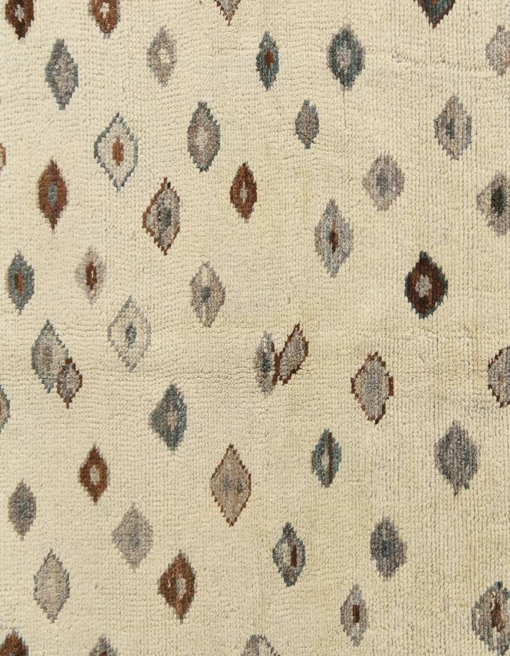 Detail image of 5' 10 x 8'  Hand Knotted Darya Wool Rug