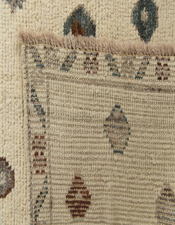 Detail image of 5' 10 x 8'  Hand Knotted Darya Wool Rug