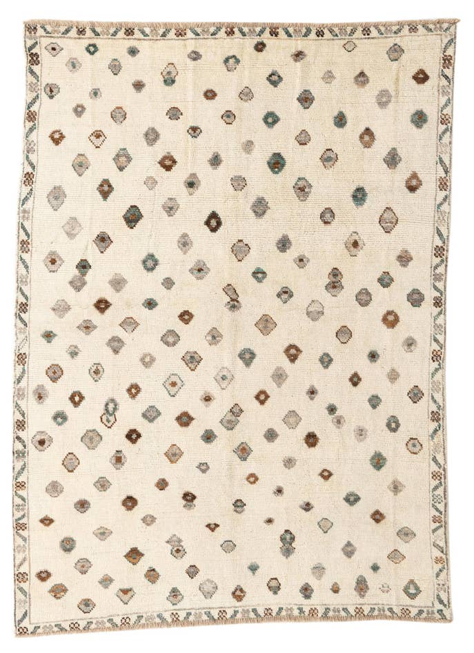 Detail image of 5' 10 x 8' Hand Knotted Darya Wool Rug