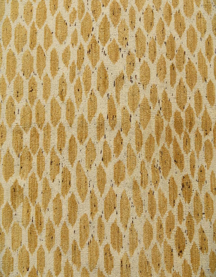 Detail image of 5' 1 x 8' 1  Hand Knotted Darya Wool Rug