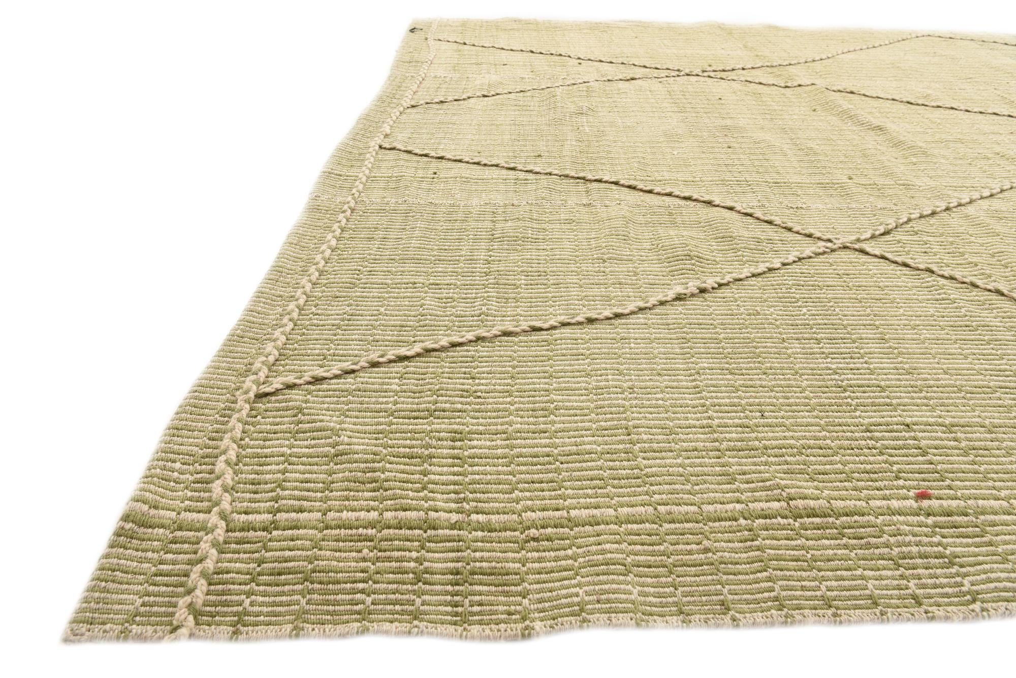 8' 8 x 12' Hand Knotted Darya Wool Rug