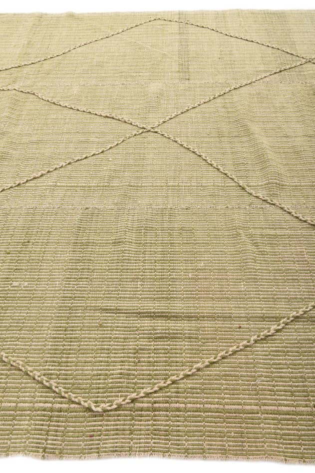 Detail image of 8' 8 x 12' Hand Knotted Darya Wool Rug