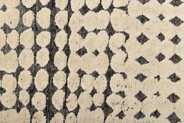 Detail image of 8' 10 x 12' 2 Hand Knotted Darya Wool Rug