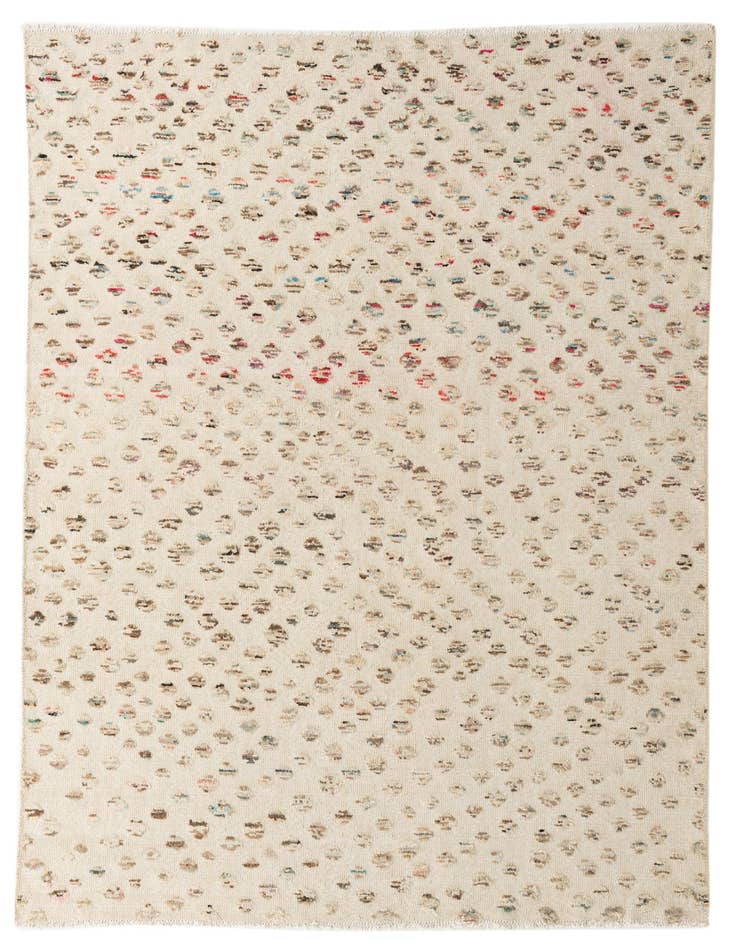 Detail image of 6' 6 x 9' 1 Hand Knotted Darya Wool Rug