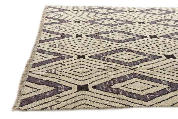 10' 1 x 14' 5 Hand Knotted Darya Wool Rug