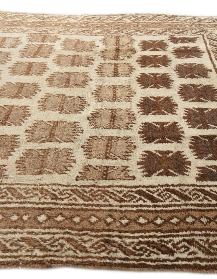 Detail image of 6' 8 x 9'  Hand Knotted Darya Wool Rug