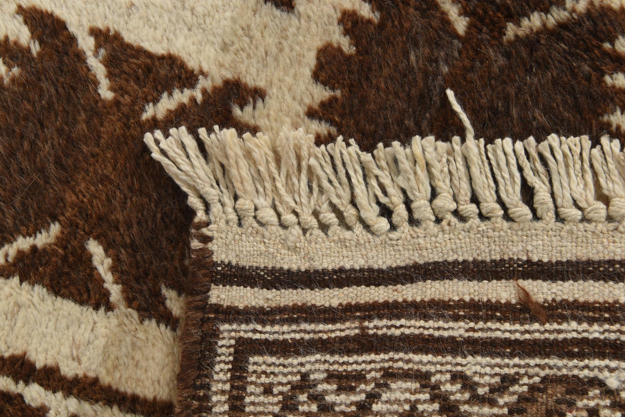 6' 8 x 9' Hand Knotted Darya Wool Rug